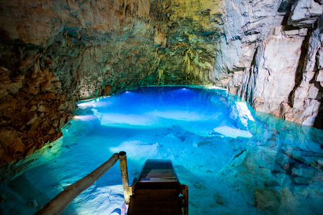 Flutuação na Gruta do Mimoso